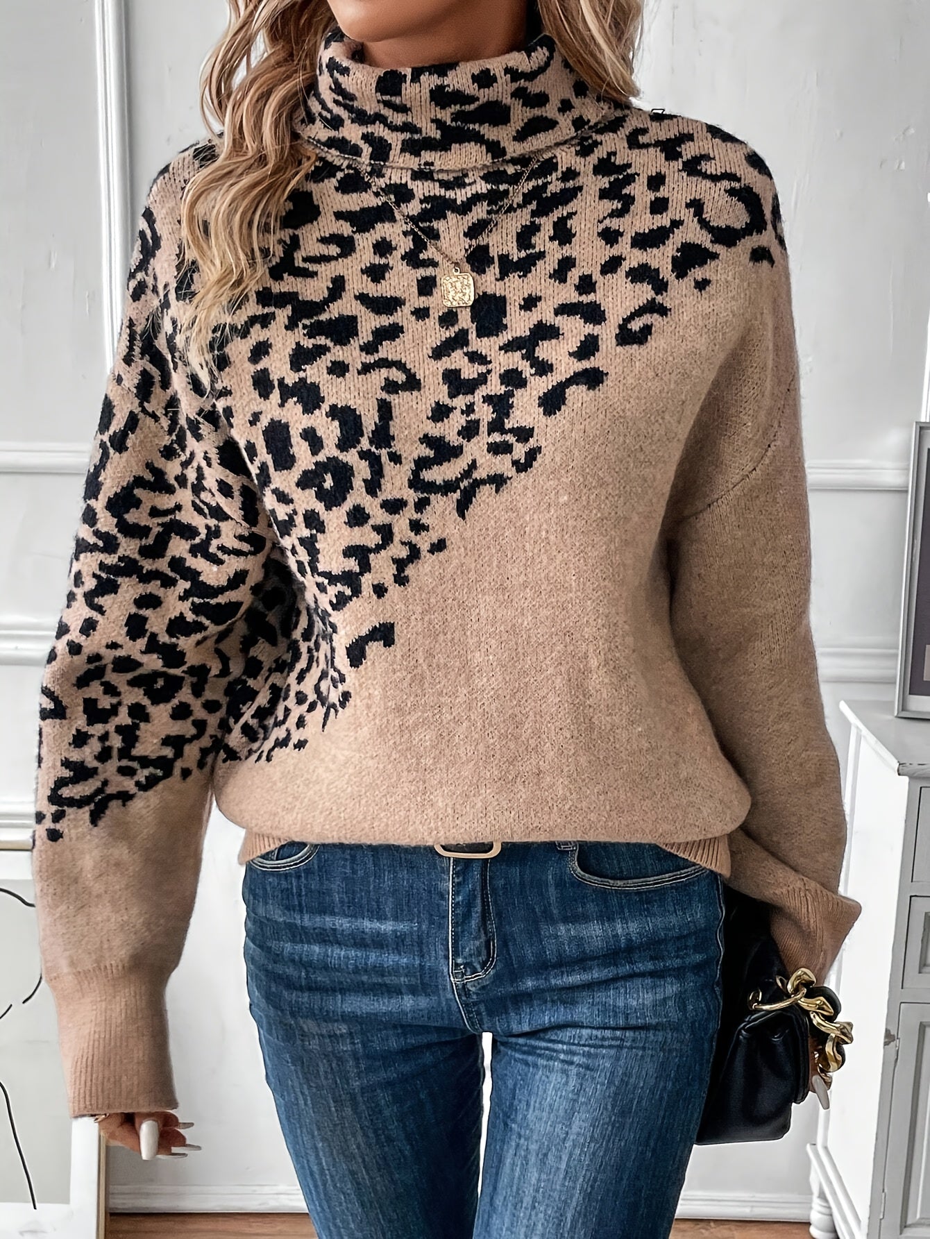 Zayna | Jersey con Estampado de Leopardo y Cuello Alto