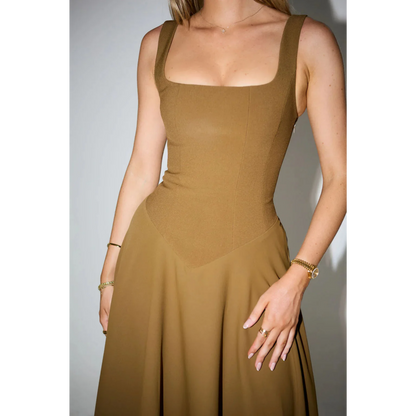 Jazmín | Vestido Midi de Corte Estructural