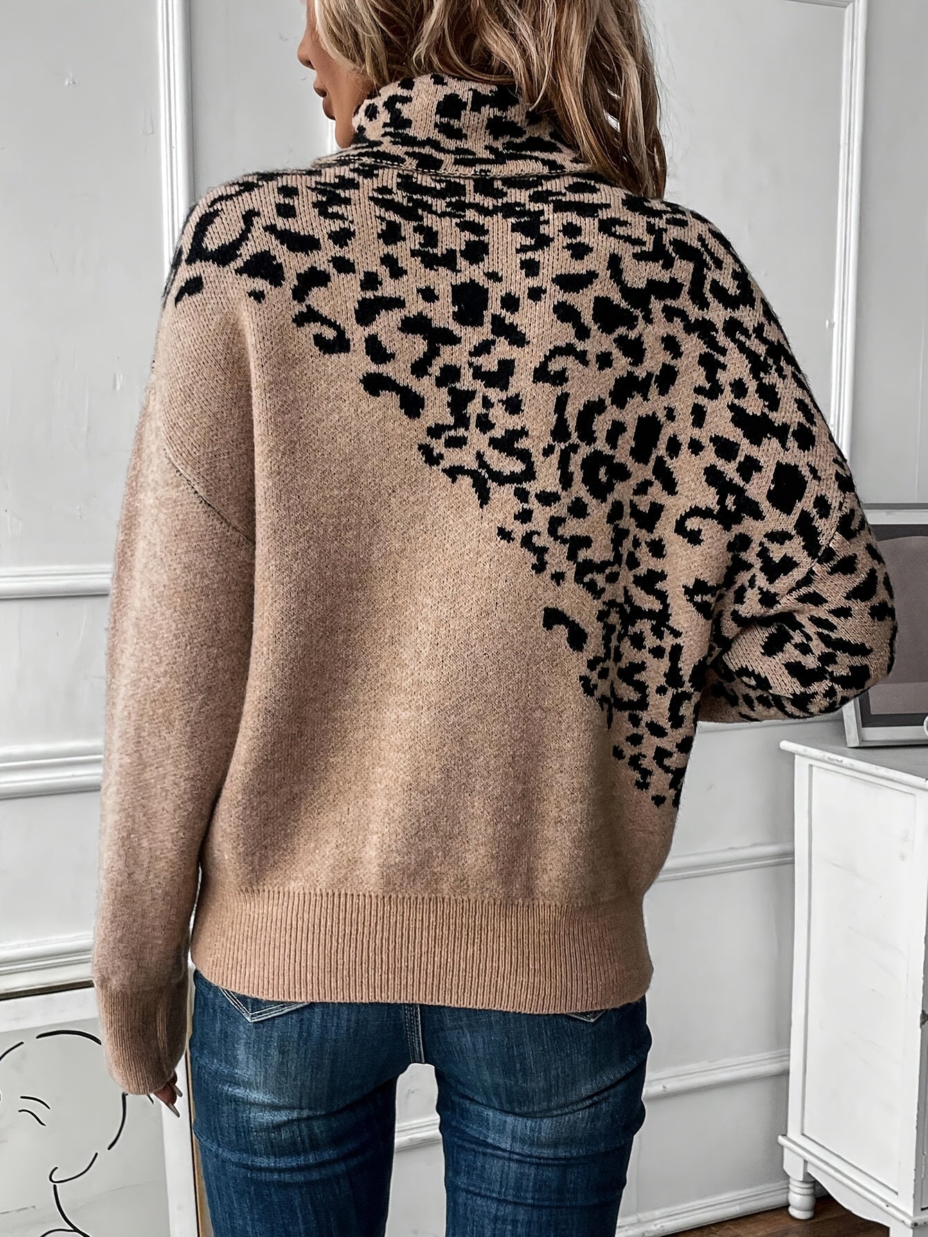 Zayna | Jersey con Estampado de Leopardo y Cuello Alto