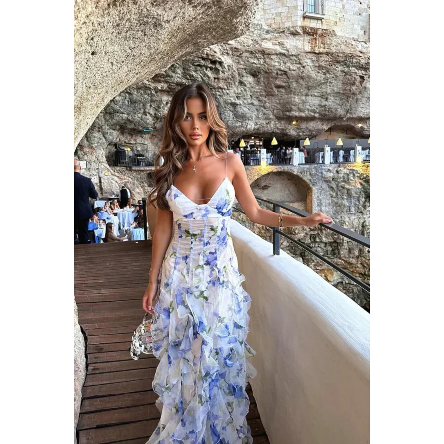 Valentina | Vestido Volantes Floral Vibrante