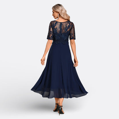 Mariana | Vestido de Encaje con Mangas Cortas