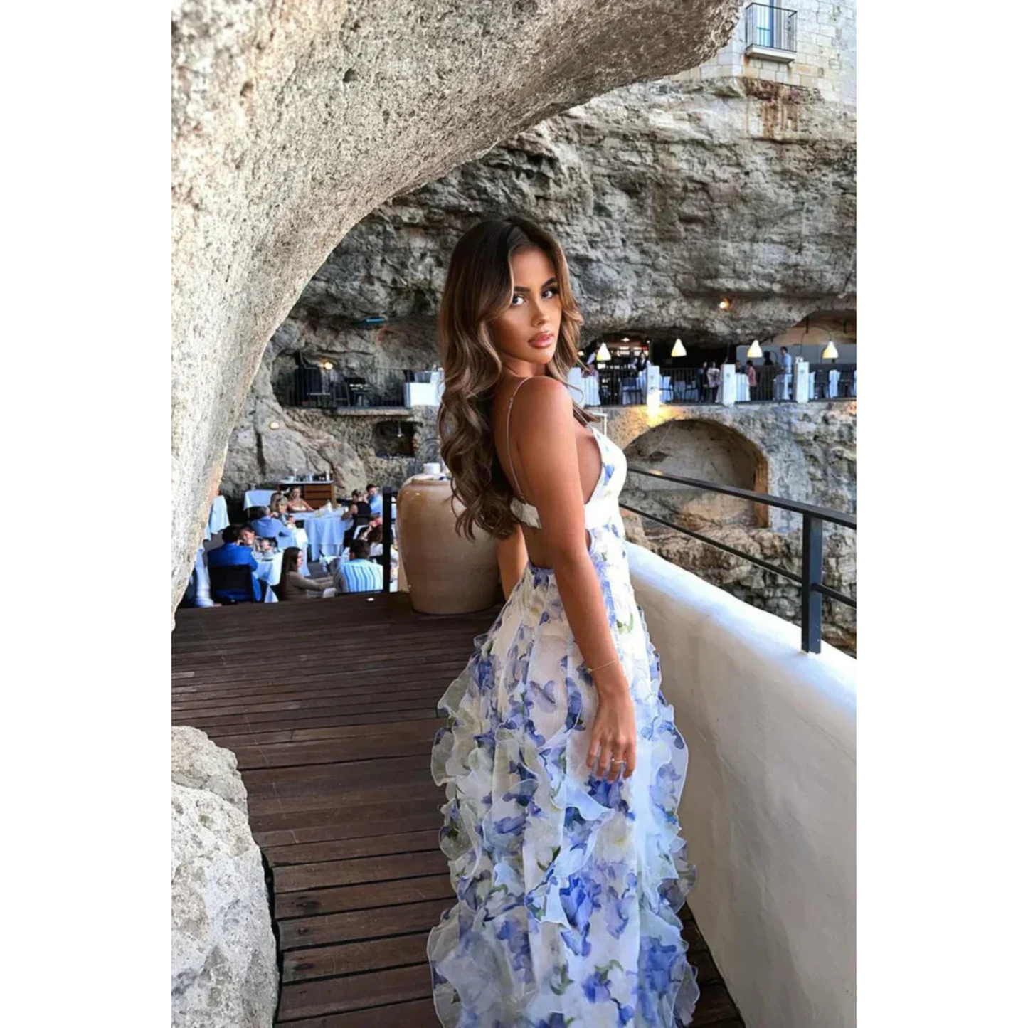 Valentina | Vestido Volantes Floral Vibrante