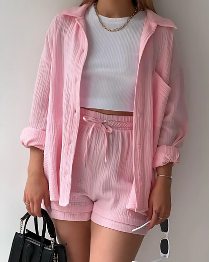 Vera | Conjunto Moderno de Camisa con Botones y Shorts
