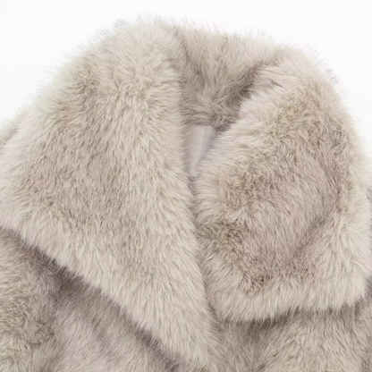 RENATA | Chaqueta Elegante de Piel Sintética