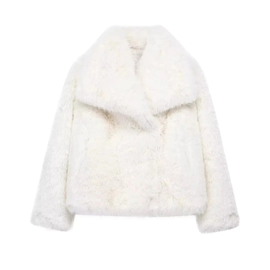 RENATA | Chaqueta Elegante de Piel Sintética