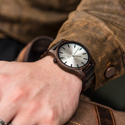Elias | Reloj Madera Nogal Cuarzo