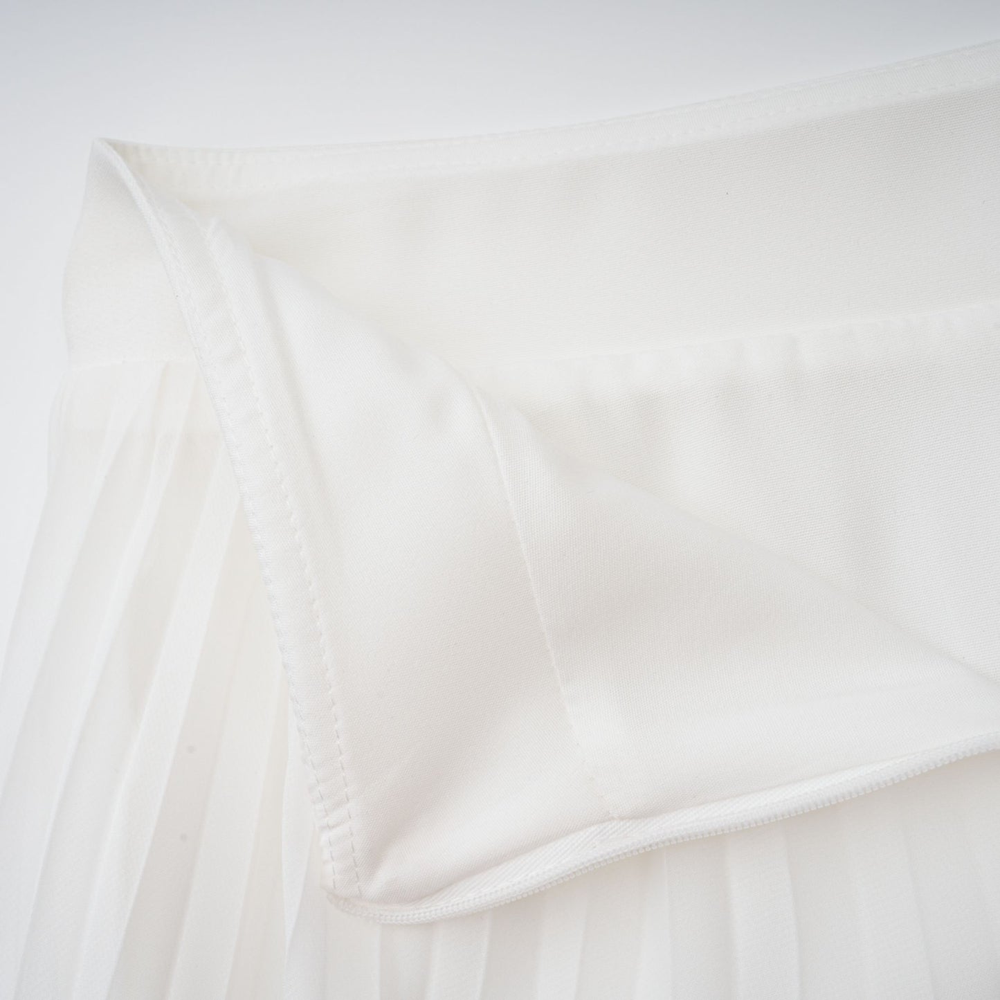 Inés | Vestido Largo de Capas con Cuello Halter