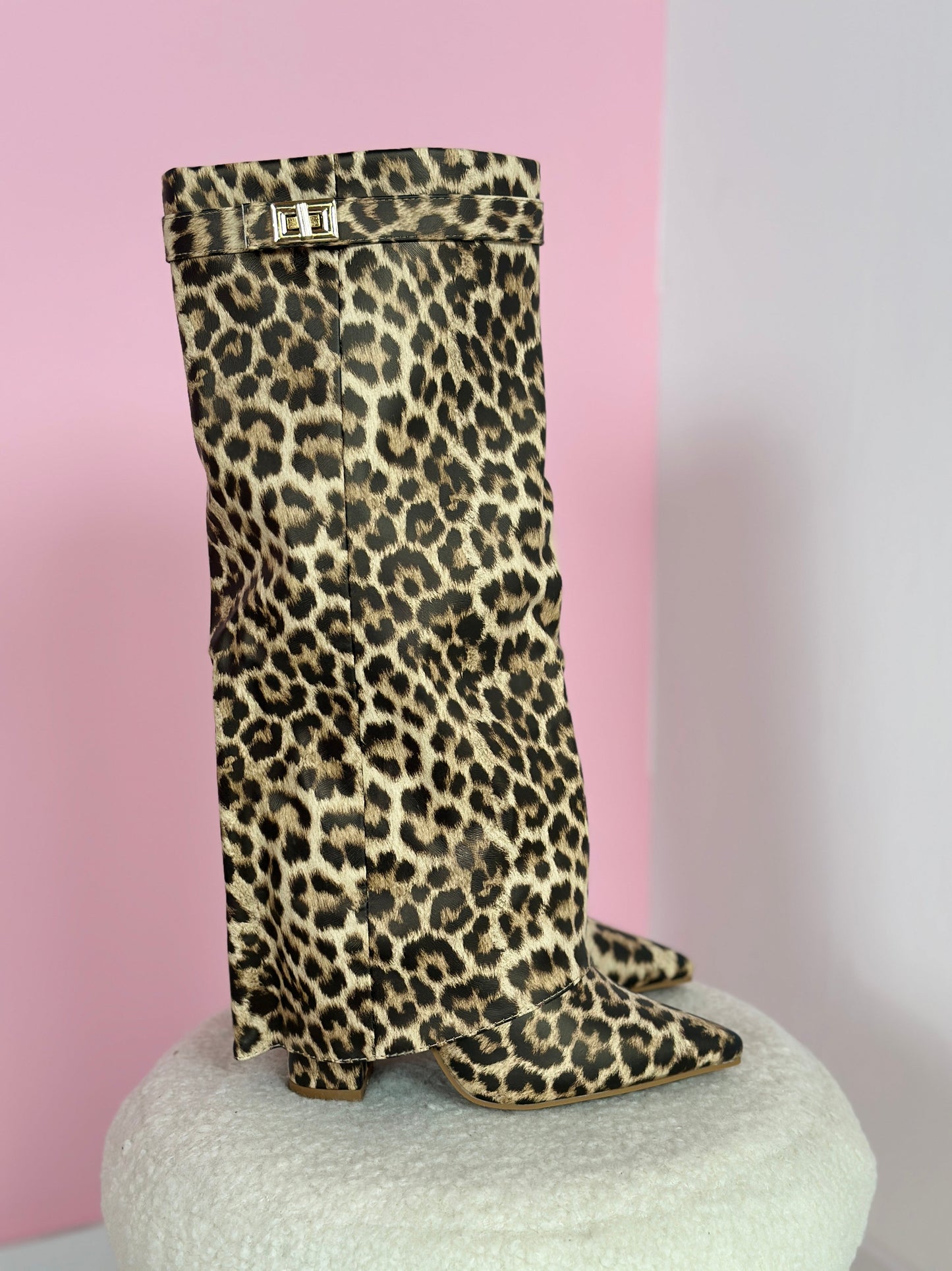 Felina | Botas de Cuero con Estampado Leopardo
