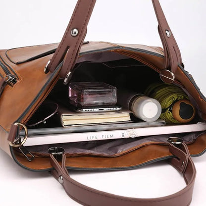 Livia | Bolso Clásico de Cuero con Correa Ajustable