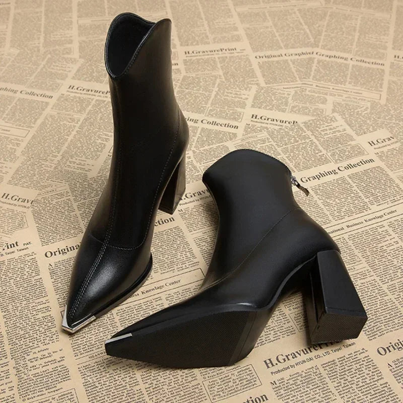 Nox | Botas Chelsea Punta Cromada