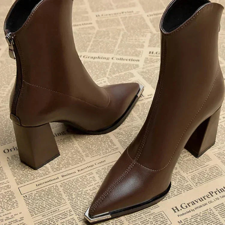 Nox | Botas Chelsea Punta Cromada