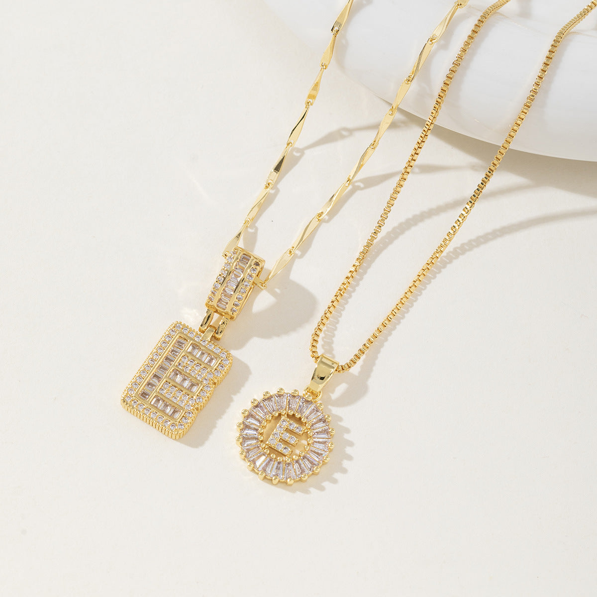 Aisha | Pack de 2 Collares Colgantes con Inicial Elegantes