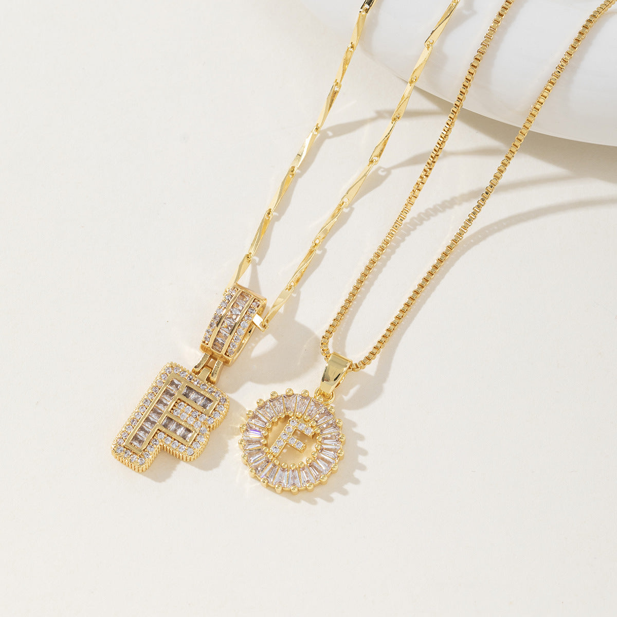 Aisha | Pack de 2 Collares Colgantes con Inicial Elegantes