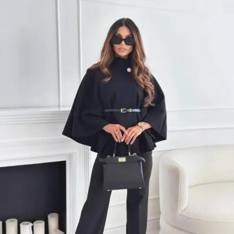 Adriana | Capa con Cuello Alto