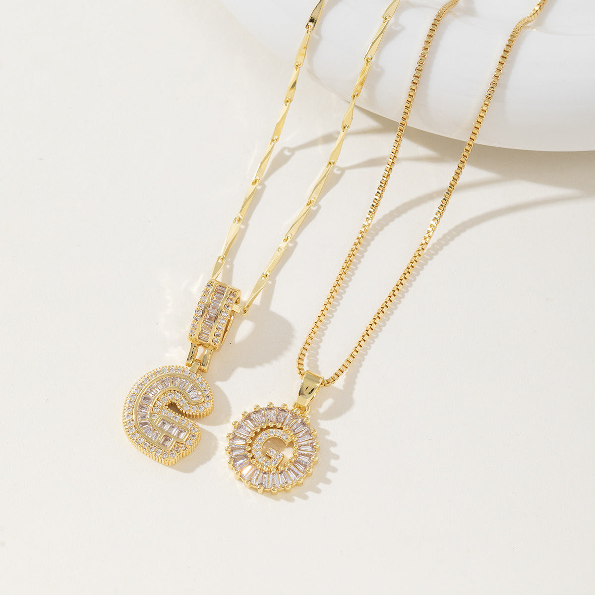 Aisha | Pack de 2 Collares Colgantes con Inicial Elegantes