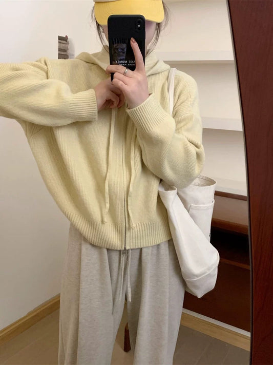 Arlene | Cárdigan Acogedor con Capucha de Manga Larga