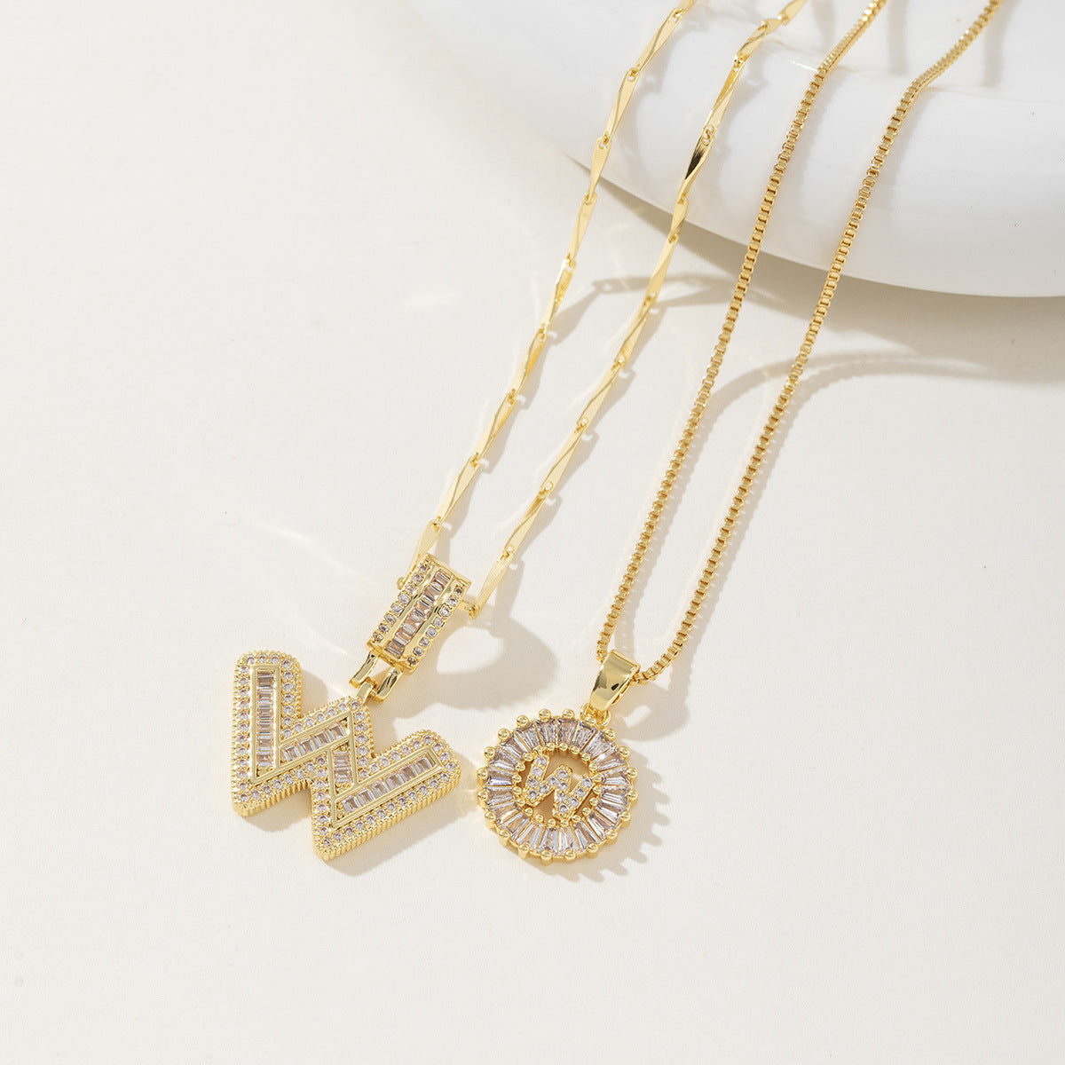 Aisha | Pack de 2 Collares Colgantes con Inicial Elegantes