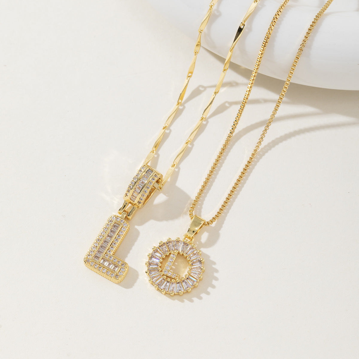 Aisha | Pack de 2 Collares Colgantes con Inicial Elegantes