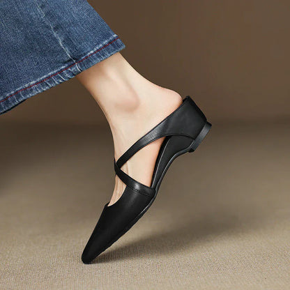 Aluna | Mules de Cuero Genuino con Tiras Cruzadas