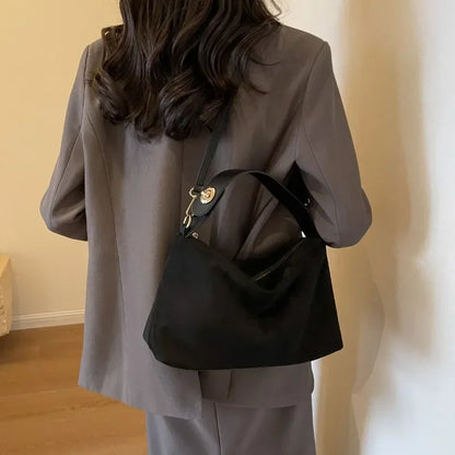 Marielle | Bolso de Hombro Minimalista