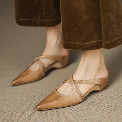 Aluna | Mules de Cuero Genuino con Tiras Cruzadas