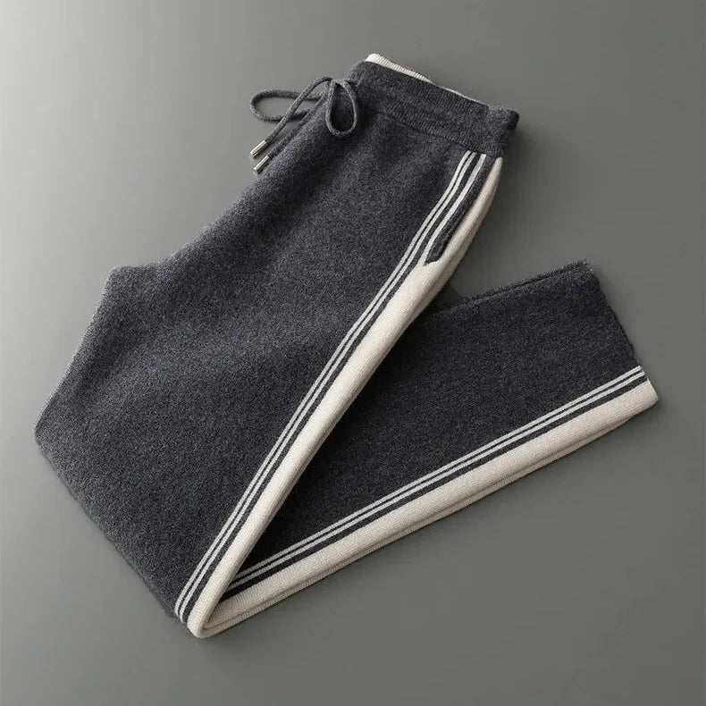 Ryu | Conjunto Cashmere con Capucha