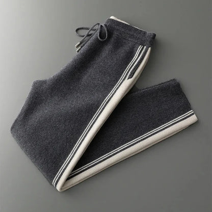 Ryu | Conjunto Cashmere con Capucha