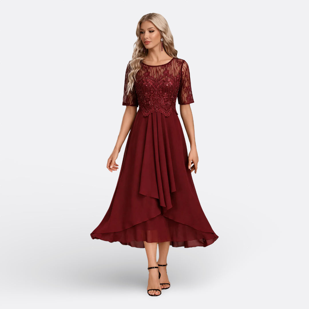 Mariana | Vestido de Encaje con Mangas Cortas