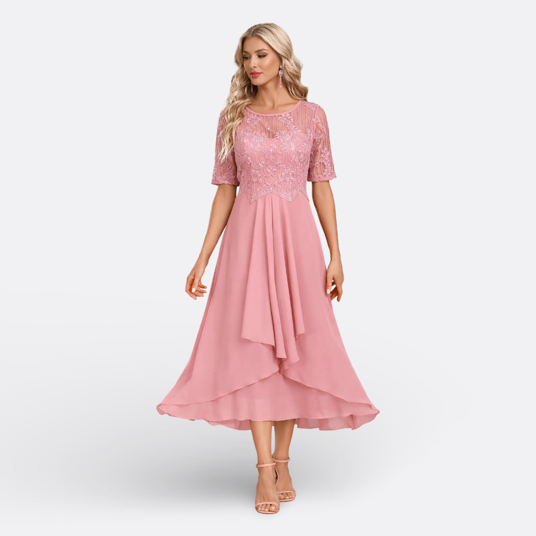 Mariana | Vestido de Encaje con Mangas Cortas