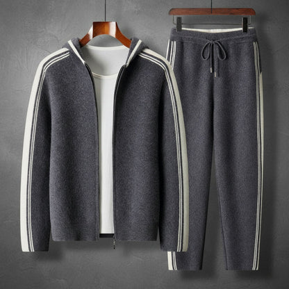 Ryu | Conjunto Cashmere con Capucha