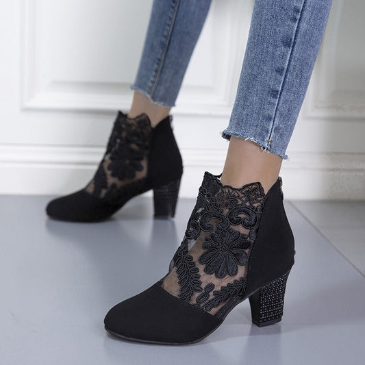 Isabel - Tacones altos de encaje