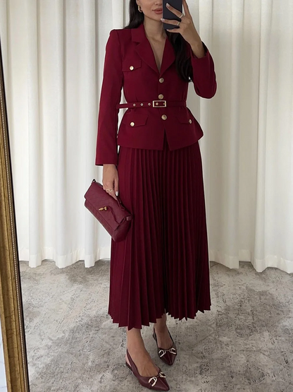 Emilie | Conjunto de Blazer con Cinturón y Falda Plisada Chic