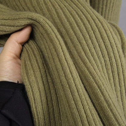 Inaya | Conjunto Acogedor de Punto con Cuello Alto